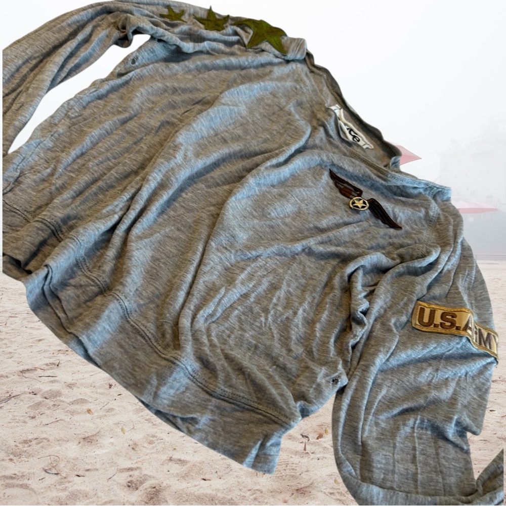 FREE with purchase of any other undiscounted item: Sauce Grey T-Shirt, Sz S